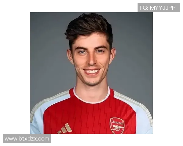 全球足球明星的个人资料与职业生涯全景介绍